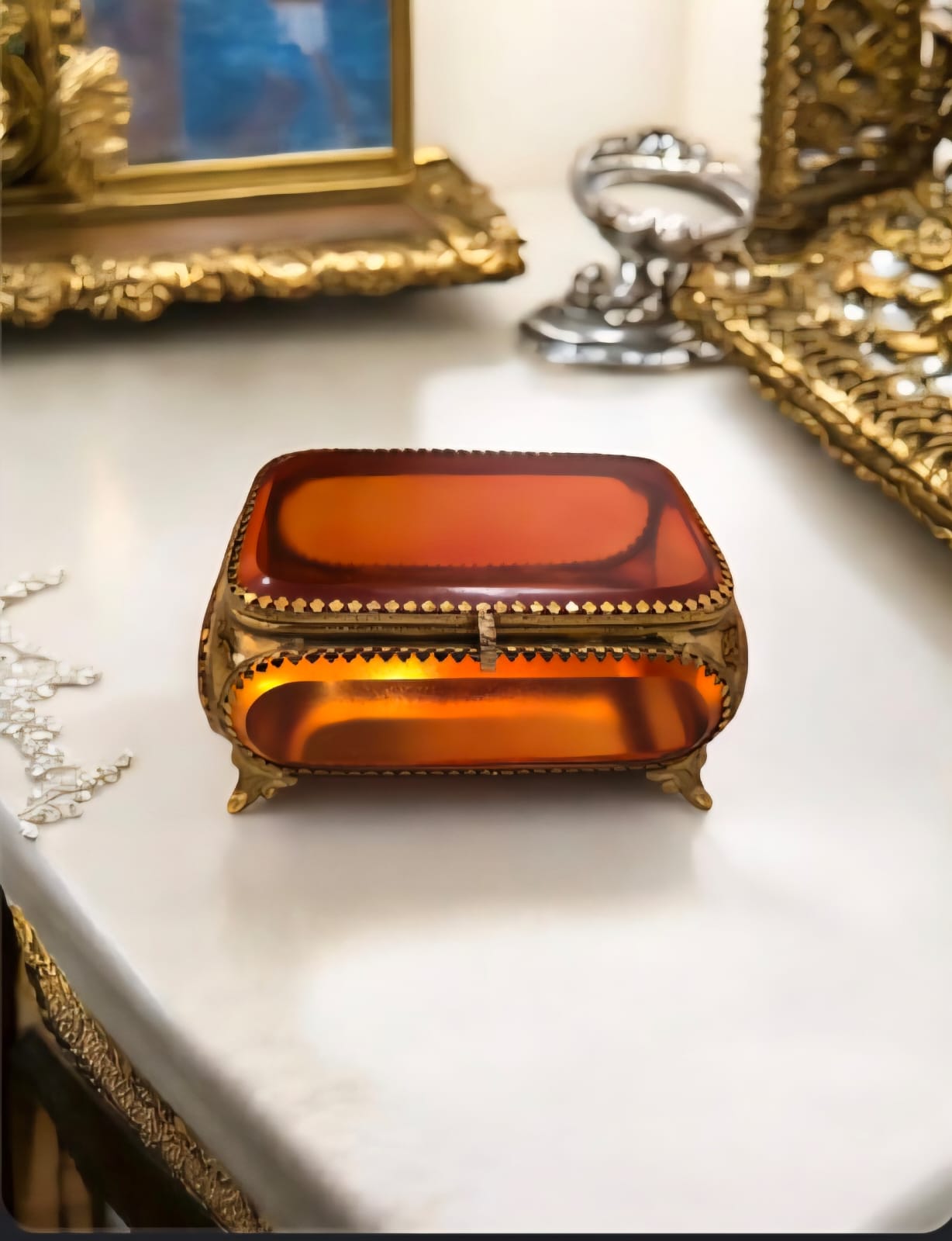 Golden Aura glass box